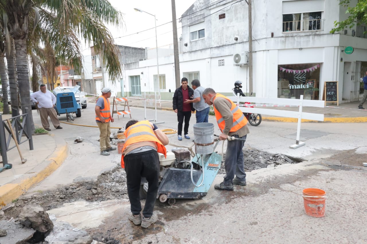 Continúan las reparaciones de hormigón en calles de San Pedro
